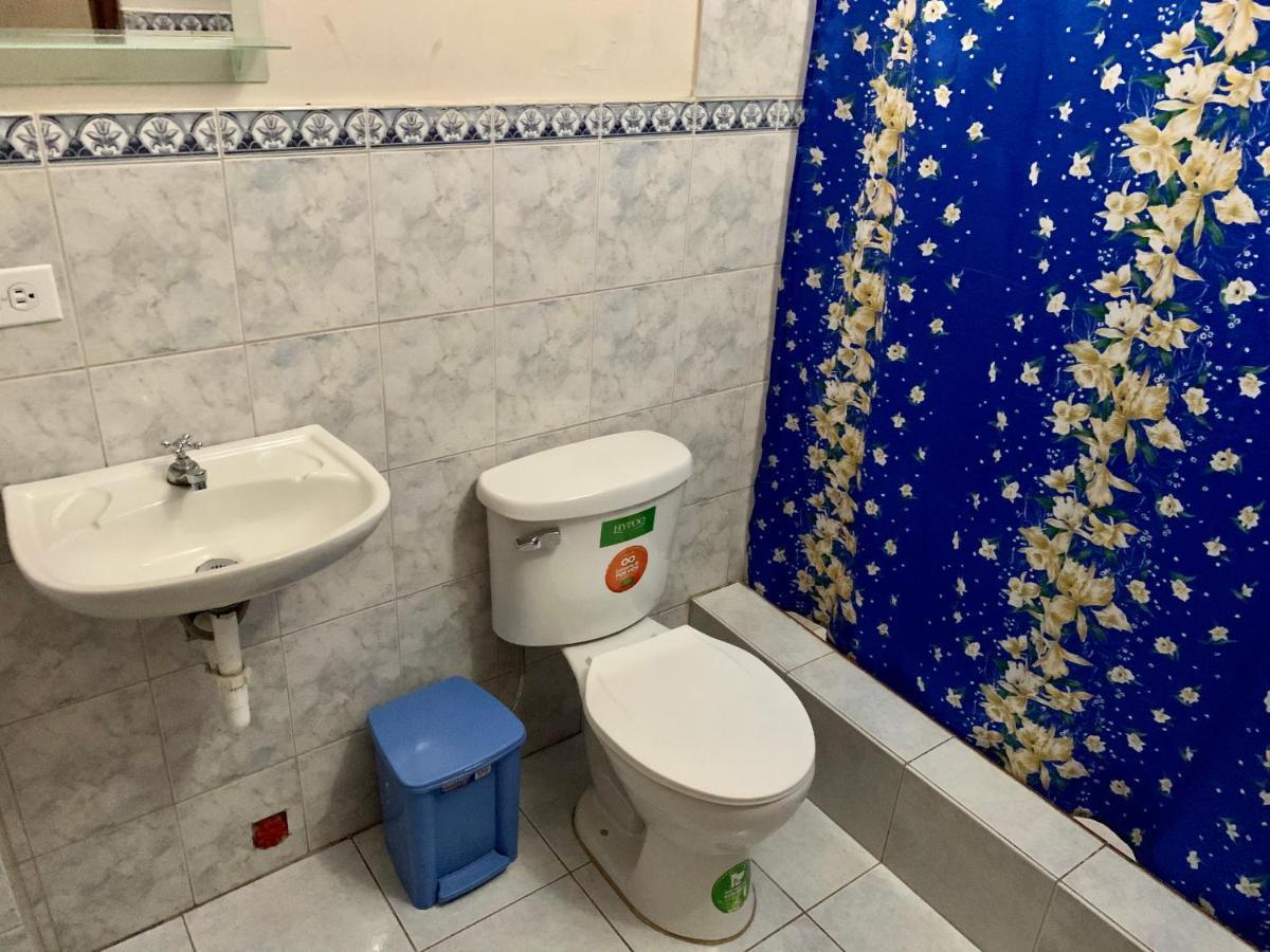 Residencial Turistico Rio Guayas Bed and Breakfast Guayaquil Eksteriør billede